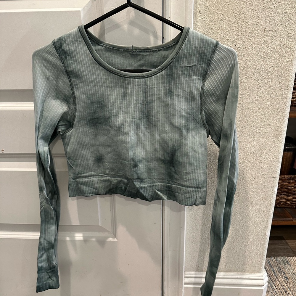 lululemon athletica Green Crop Fitted workout top